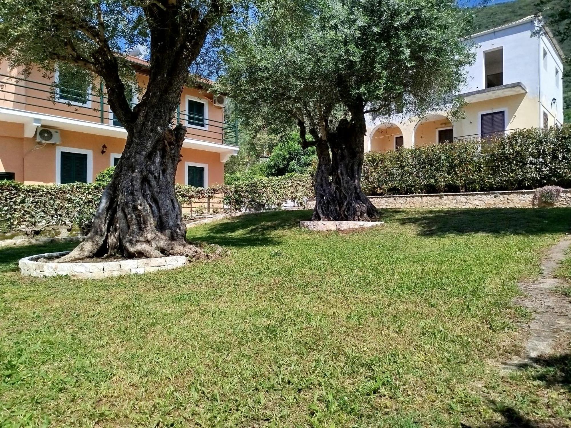 Kelly Apartments Ypsos Zewnętrze zdjęcie